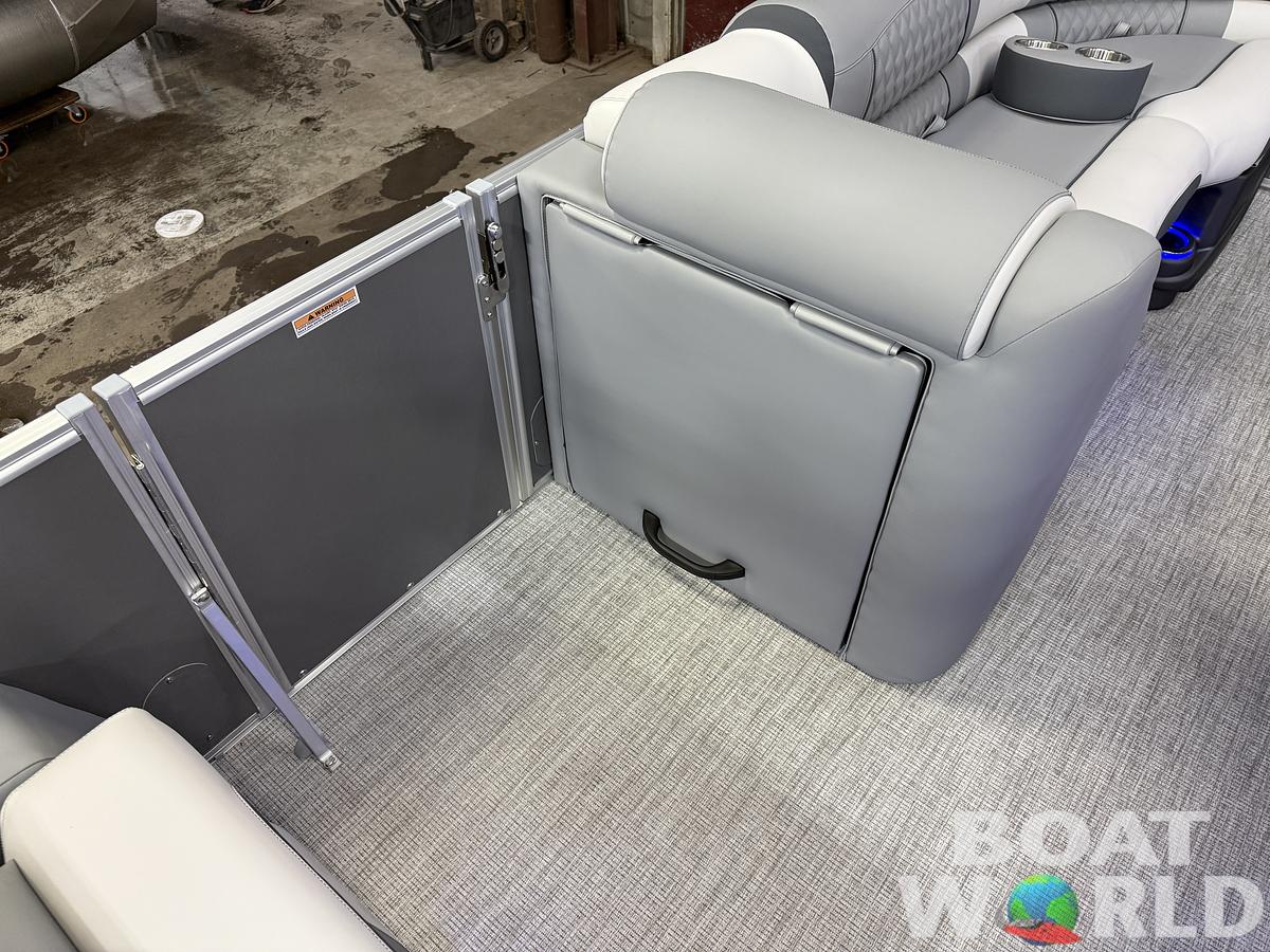 2025 Tahoe Pontoons Cascade 2385 Quad Lounge Shift Flip Tritoon & Honda 4-Stroke EFI