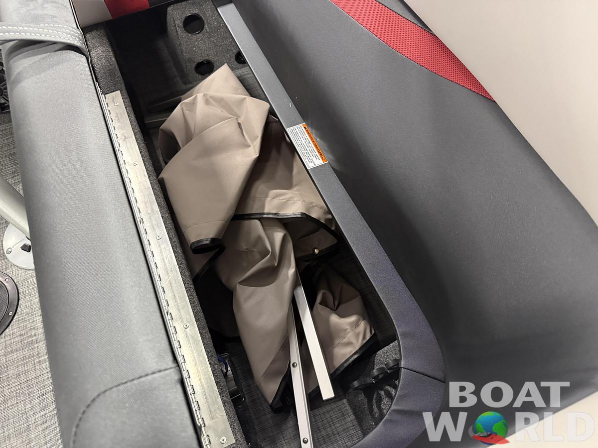 2024 Princecraft Ventura 224 Deckboat 