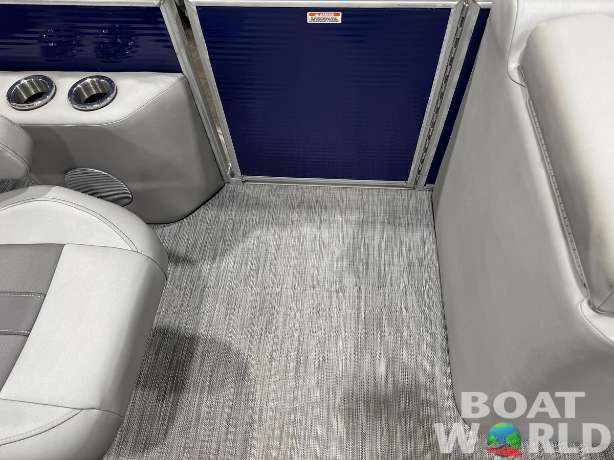 Used 2021 Bennington 22 SX Pontoon