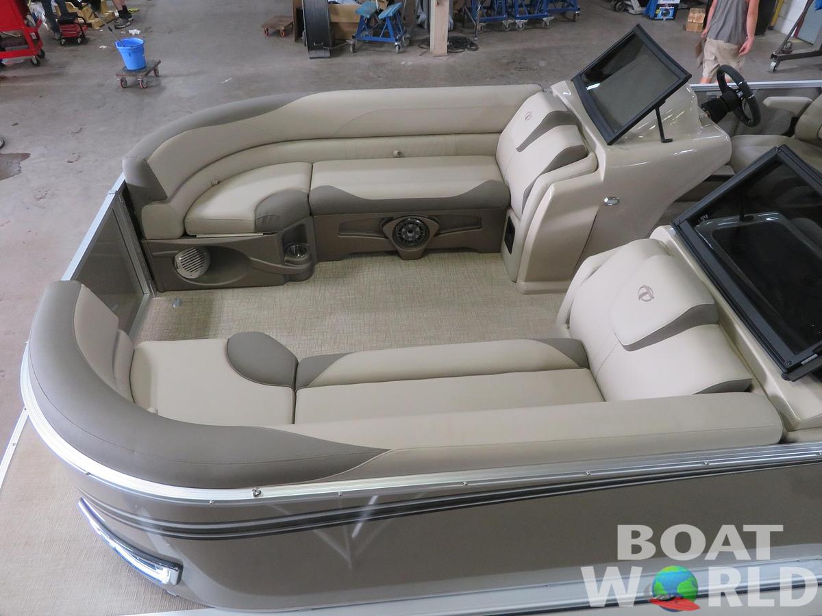 2024 Tahoe Pontoons LTZ 2385 Elite Windshield Tritoon & Suzuki 200HP 4-Stroke EFI