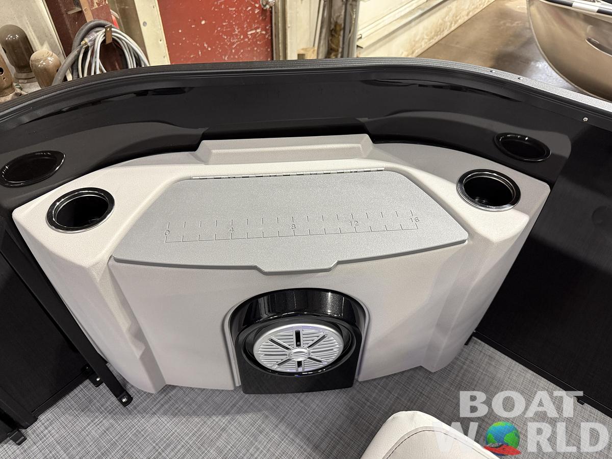 2027 Princecraft 21 Sportfisher 2-S Pontoon $32995