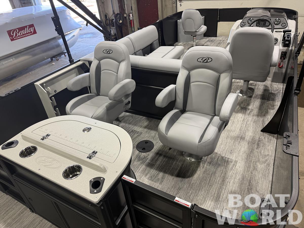 2027 Bentley Pontoons Fish 200 4PT & Honda 4-Stroke EFI