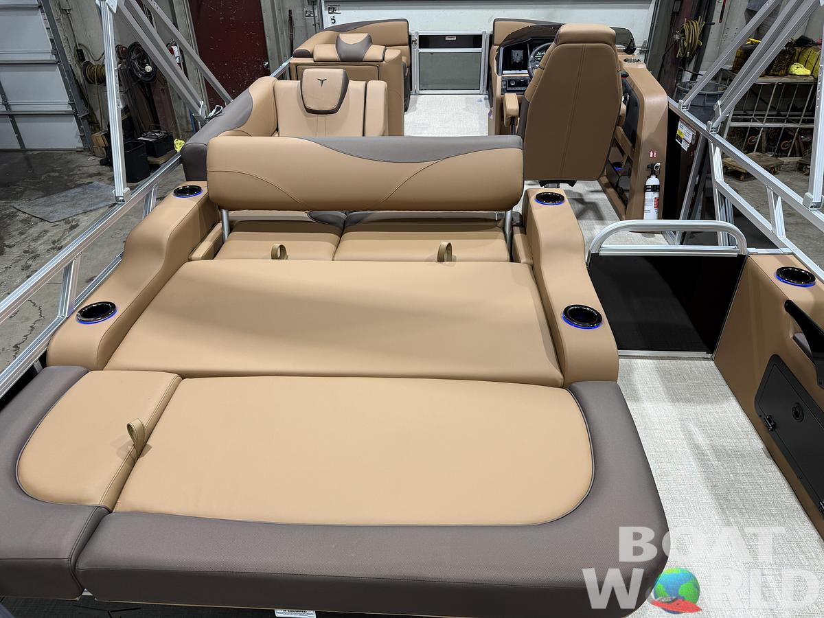 2027 Tahoe LTZ 2385 VRB SE Swingback Pontoon $41995