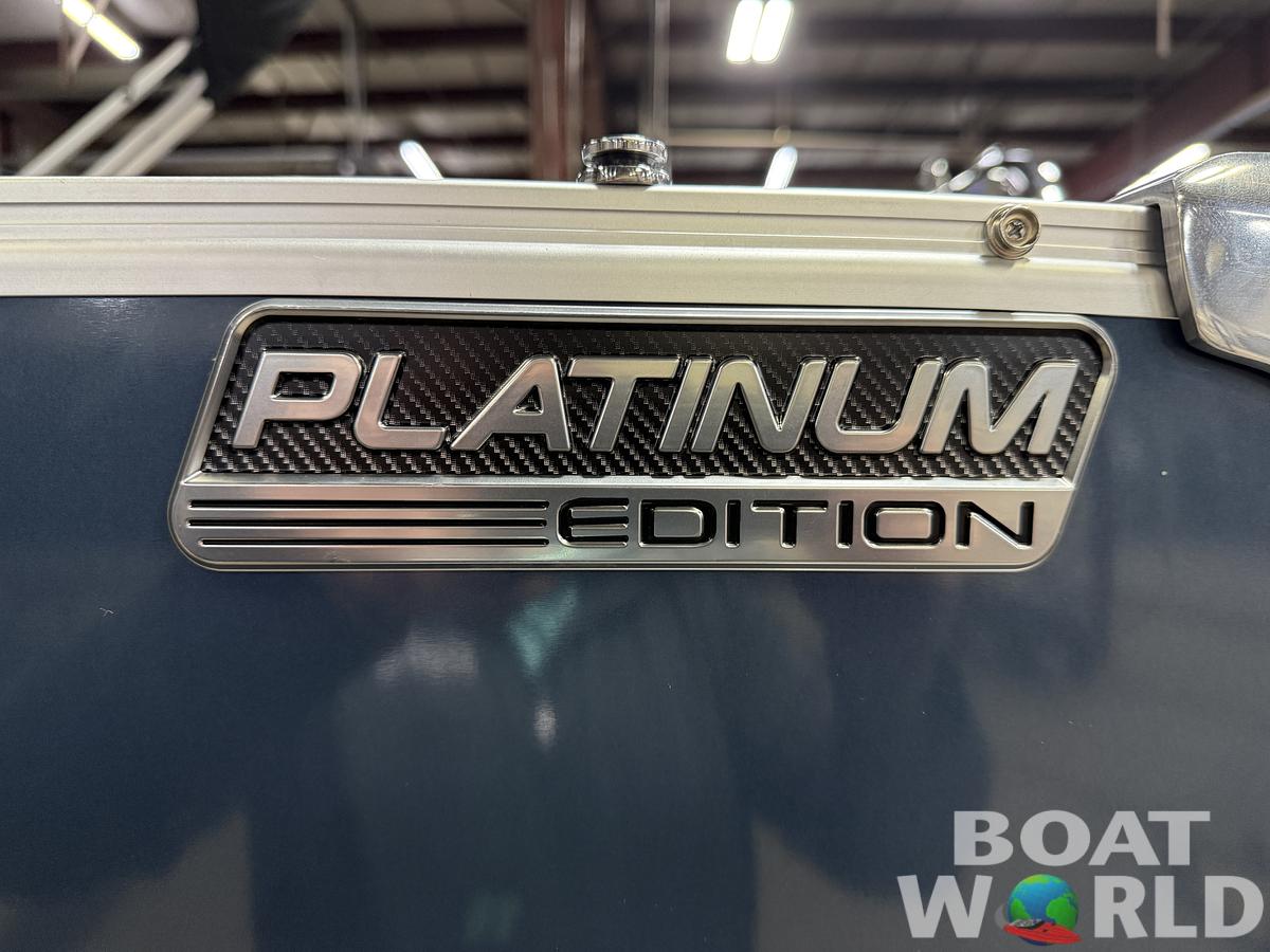 2025 Tahoe Pontoons Cascade 2385 Elite Cruise Tritoon & Honda 4-Stroke EFI