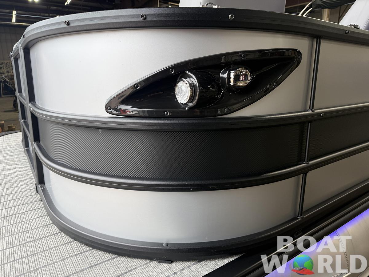 Used 2026 Bentley Pontoons Legacy 223 DL Quad Lounge Tritoon & 250HP