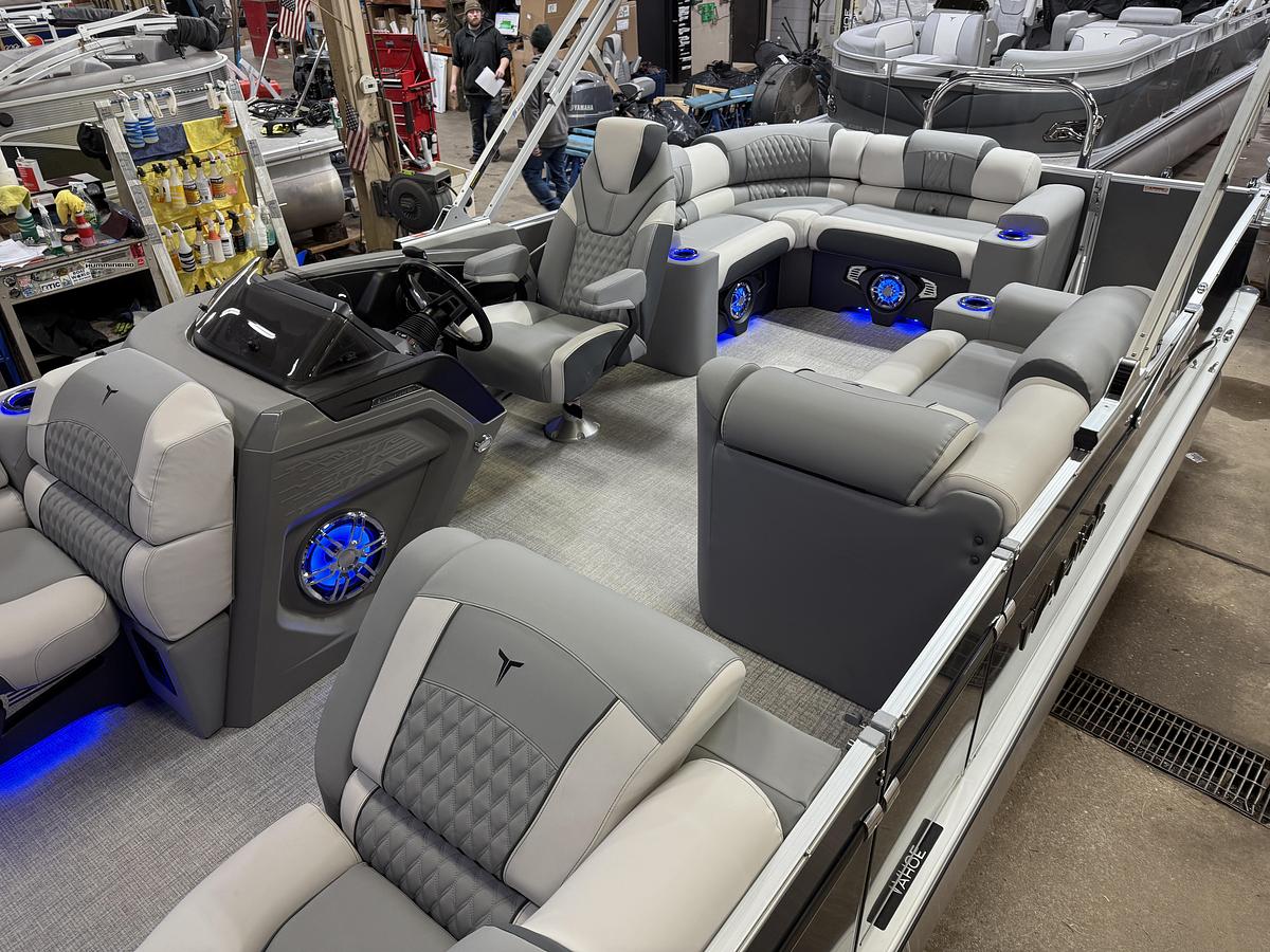 2025 Tahoe Pontoons Cascade 2385 Elite Tritoon & Honda 225HP 4-Stroke EFI