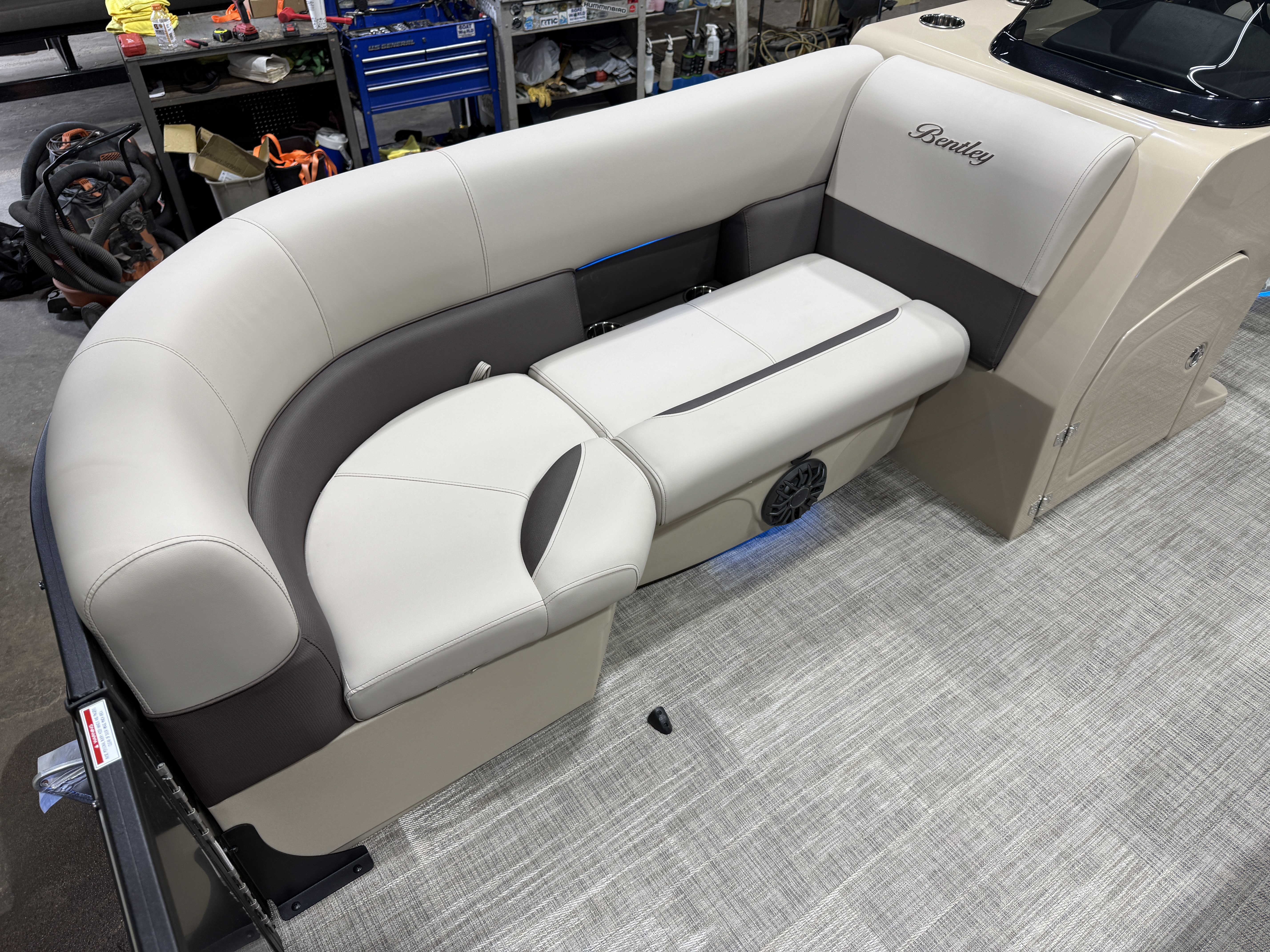 2027 Bentley Legacy 220 QSB Swingback $45995