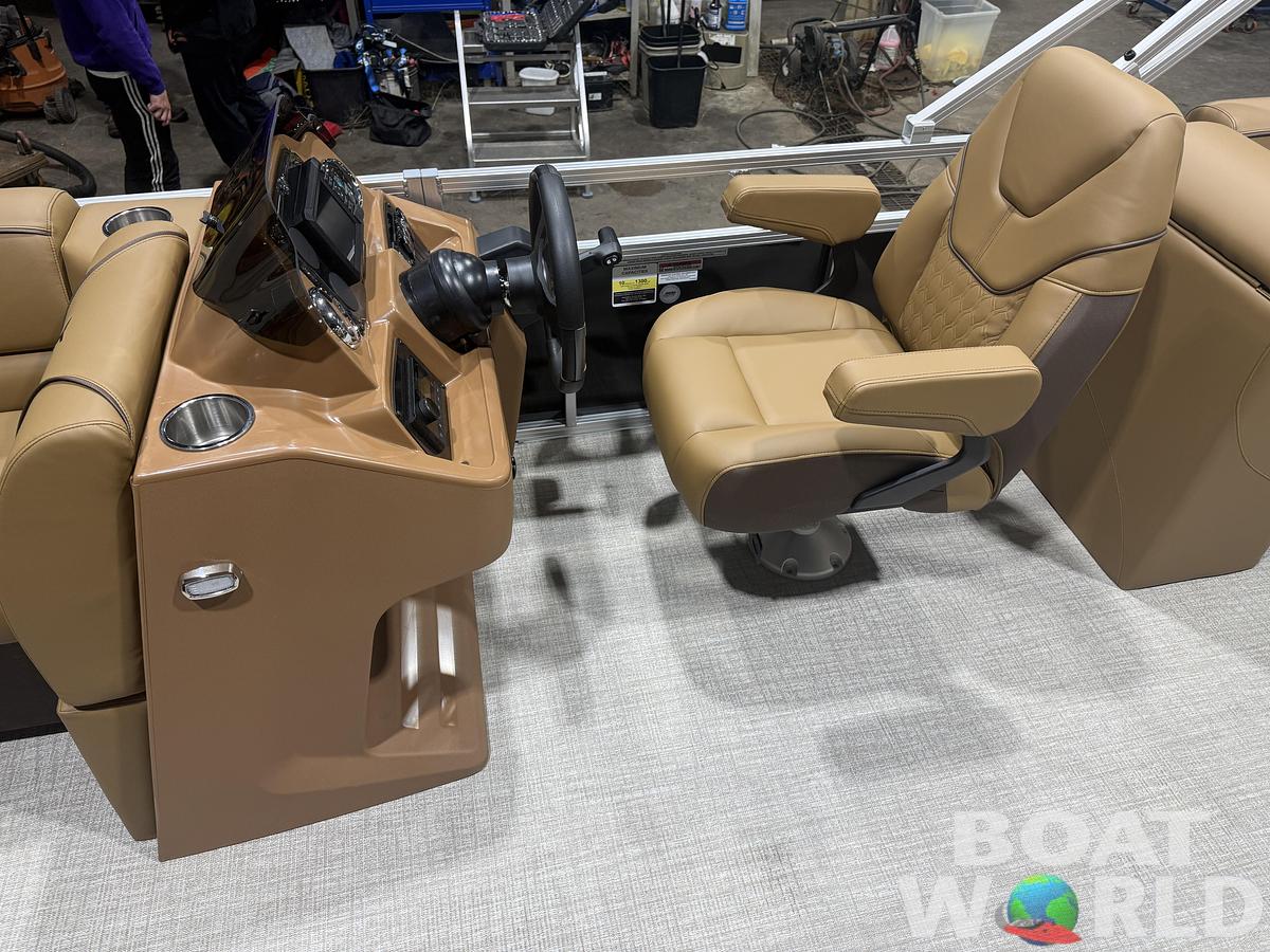 2026 Tahoe Pontoons Sport 2180 Quad Lounge 