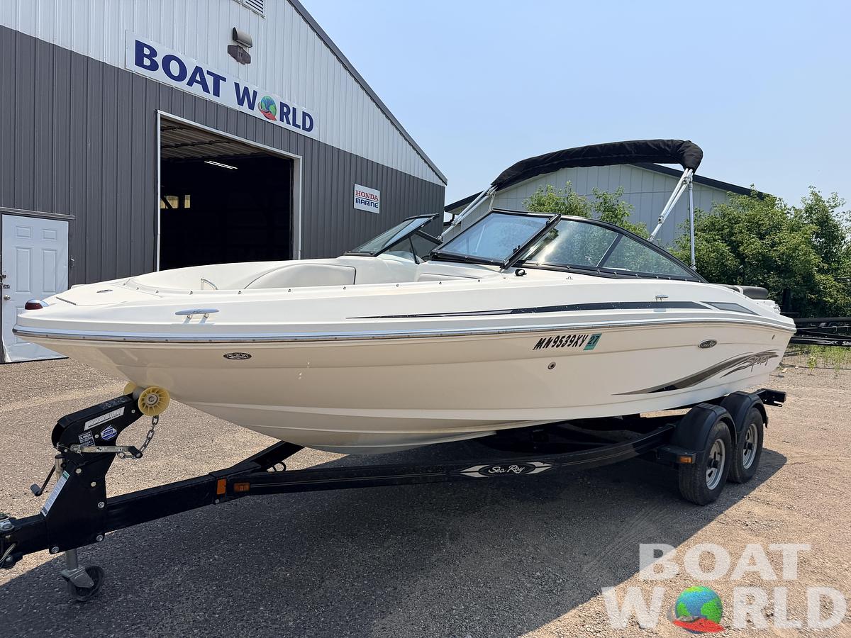 Used 2012 Sea Ray 205 Sport & 220HP 4.3L Mercruiser MPI with Tandem Axle Trailer -$15,995