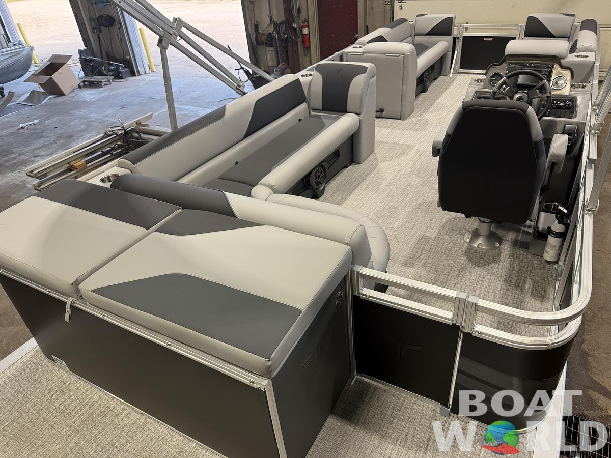 2027 Tahoe Sport 2380 Cruise & 4-Stroke $31995
