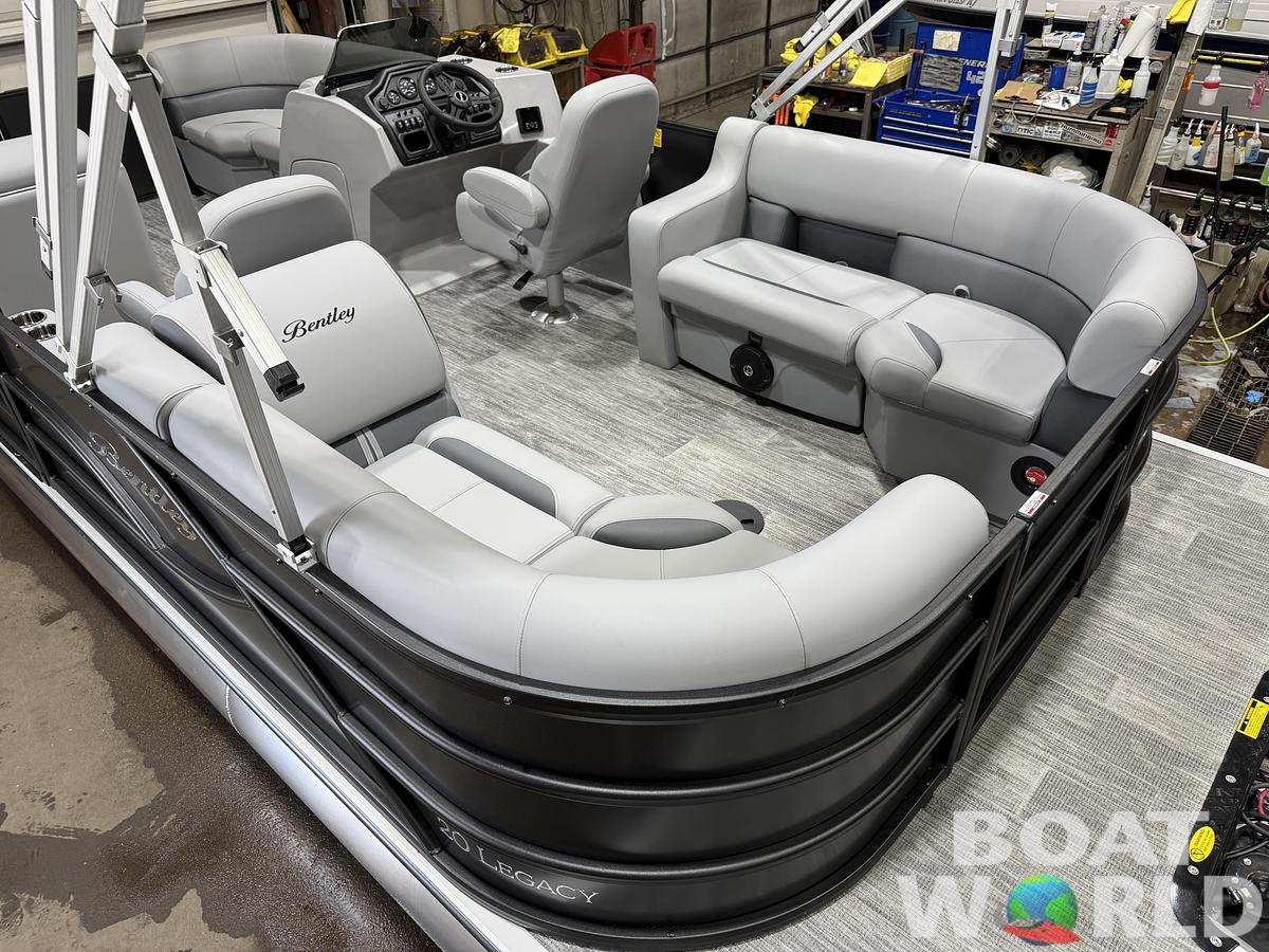 2026 Bentley Legacy 200 Navigator Quad Lounge Pontoon $34995