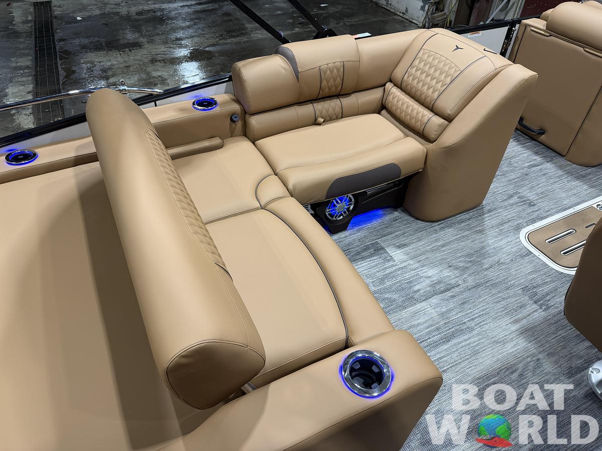 2026 Tahoe Pontoons Cascade 2385 Swingback (VRB) Tritoon 