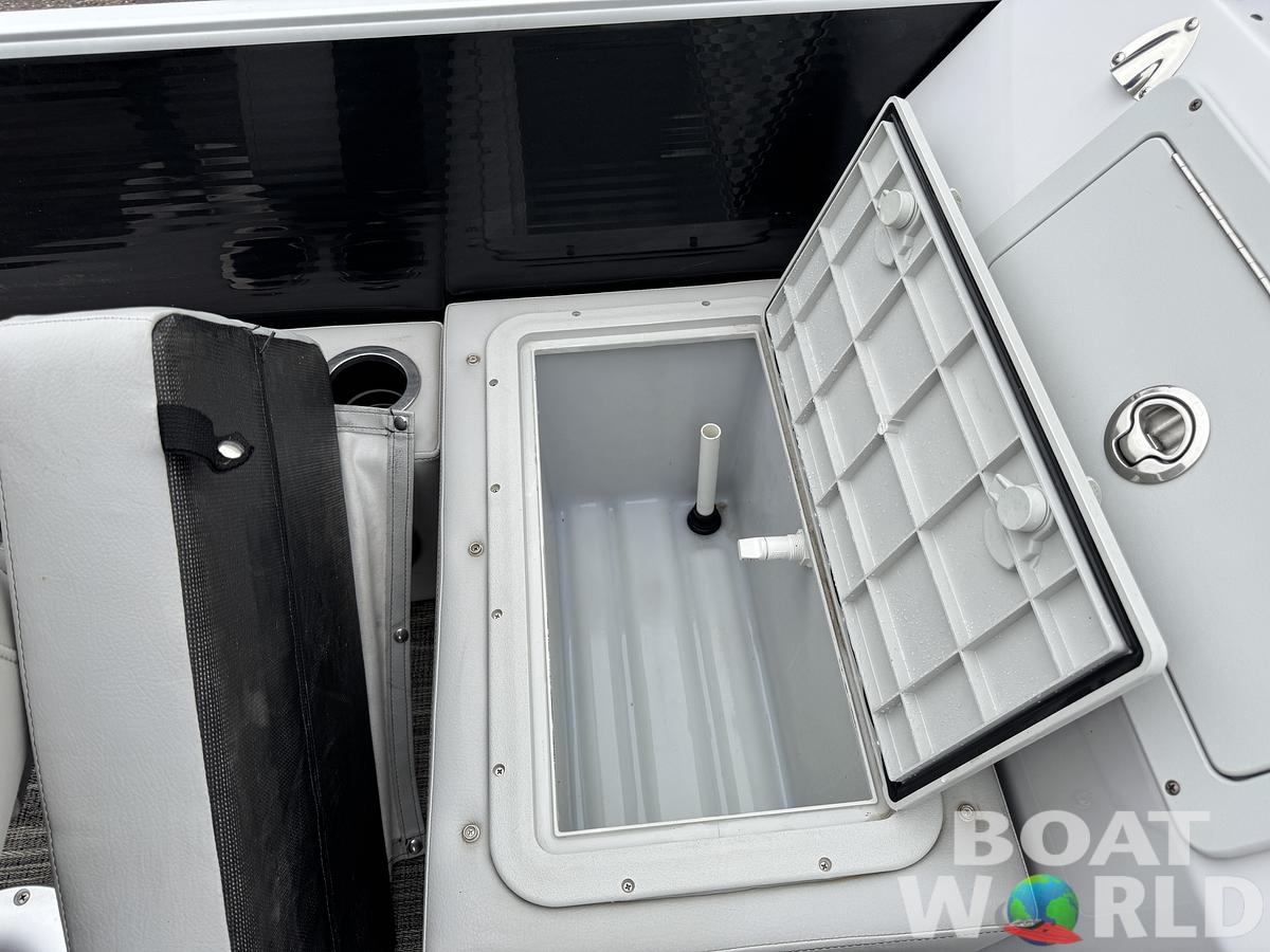 Used 2021 Sweetwater  2086 FX Pontoon