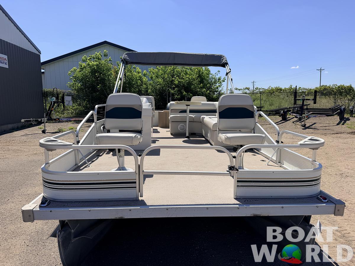 Used 2010 Palm Beach 2023 Fishmaster & 60HP Mercury 4Stroke -$12,995