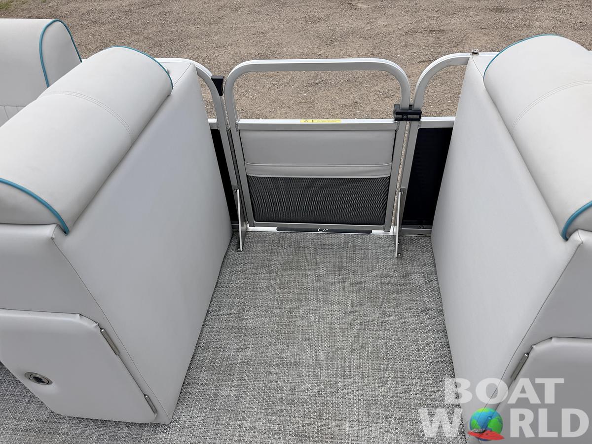 Used 2019 Qwest 822 LS Tritoon & 150HP Honda 4Stroke -$29,995