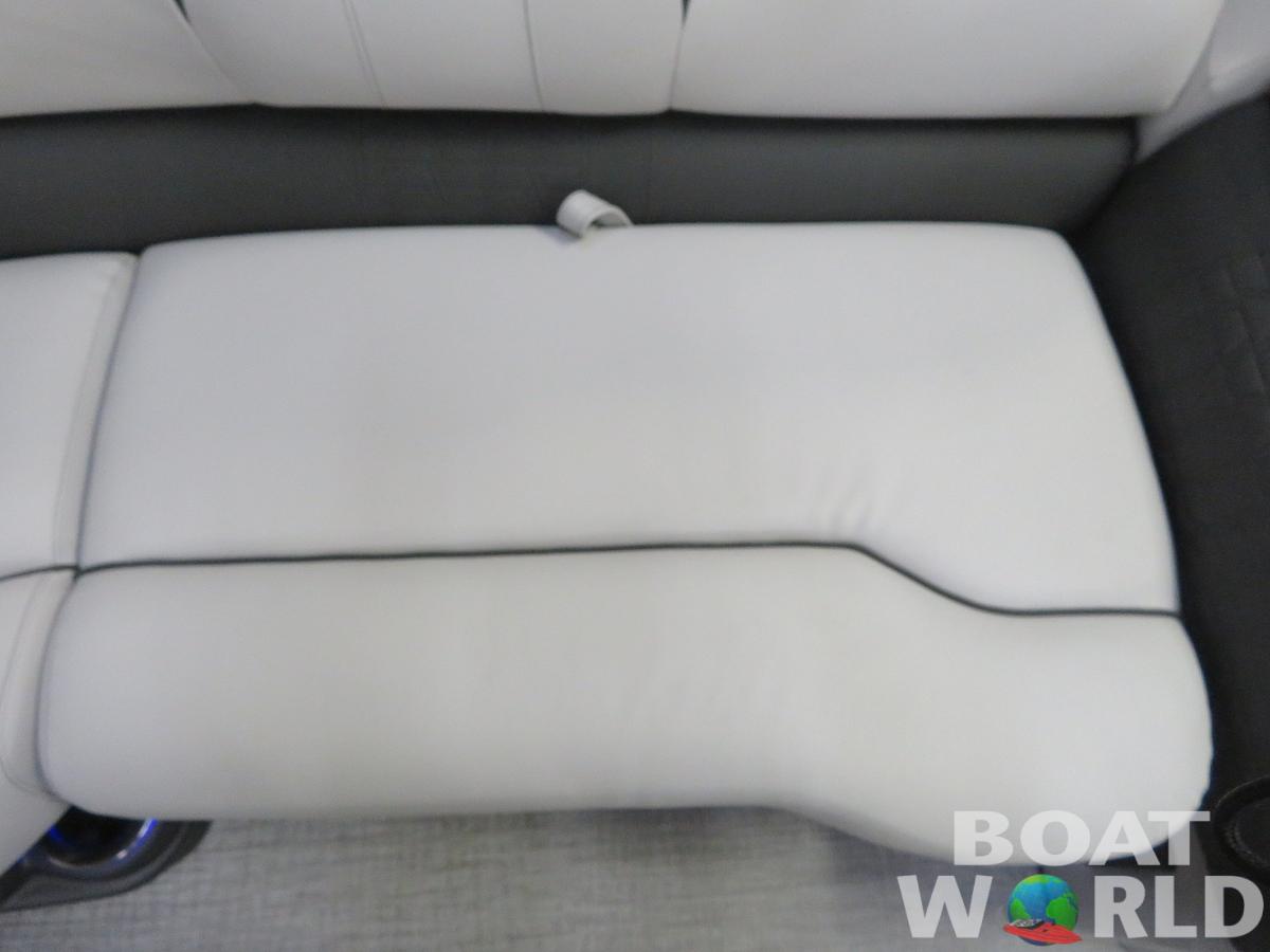 2024 Tahoe Pontoons Cascade 2385 Swingback (VRB) & Honda 115HP 4-Stroke EFI