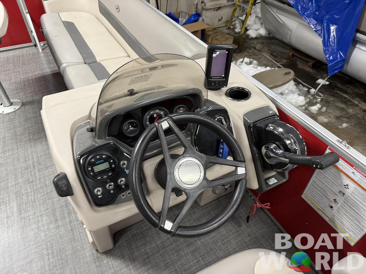 Used 2021 Princecraft Vectra 23 RL Dinette Swingback Pontoon & 115HP