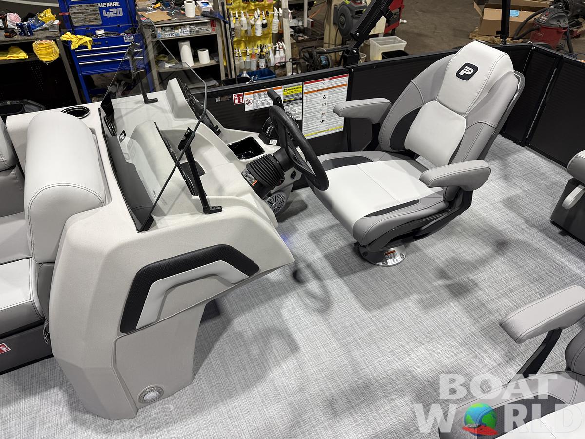 2026 Princecraft Vectra 23 RL SS Swingback Pontoon 