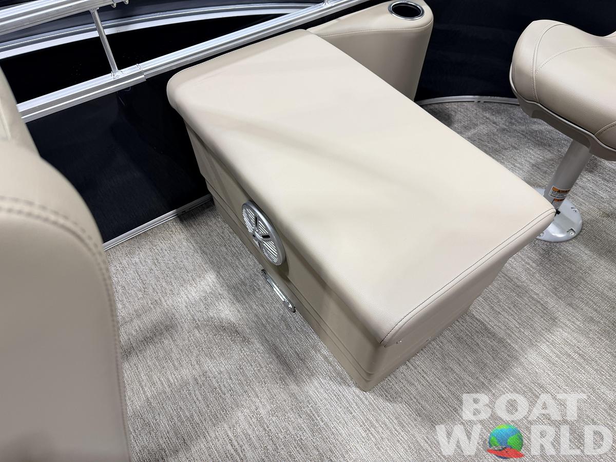 Used 2022 Starcraft LX 20 Fish & Cruise Pontoon