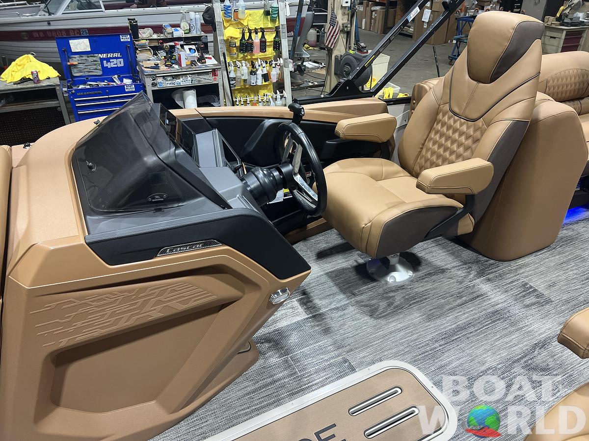 2026 Tahoe Pontoons Cascade 2385 Quad Lounge Tritoon