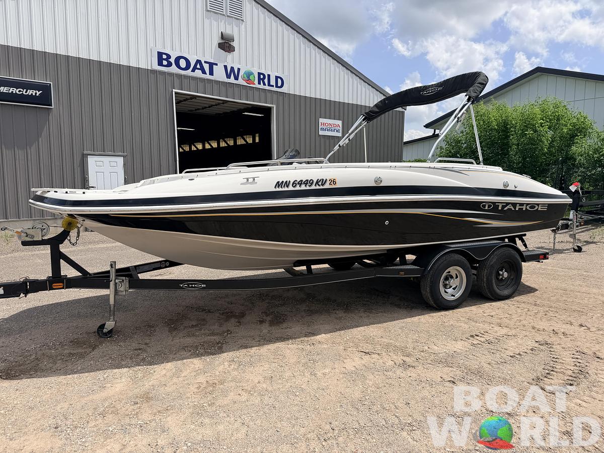 Used 2011 Tahoe 215 Xi Deck Boat & 220HP Mercruiser V8 -$17,995