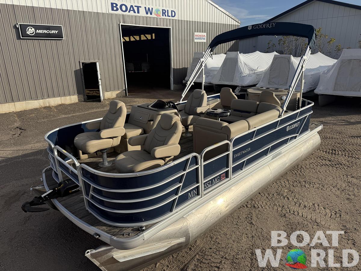 Used 2022 Sweetwater 21' Quad Fish Pontoon