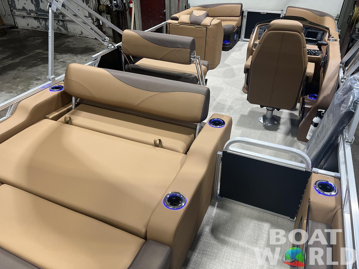 2026 Tahoe Pontoons LTZ 2385 Entertainer Tritoon