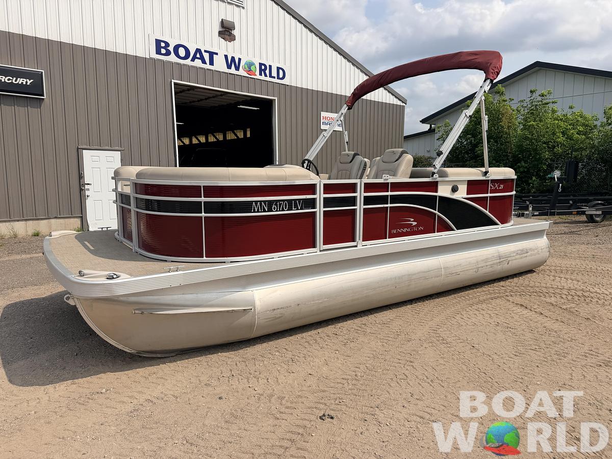 Used 2019 Bennington 21 SX Quad Lounge & Yamaha 90HP 4Stroke -$29,995