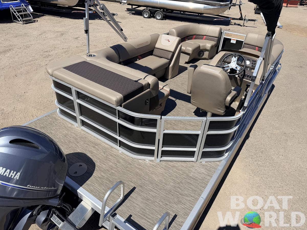 Used 2023 Bennington 20 SX Cruise & 90HP Yamaha 4Stroke - $31,995