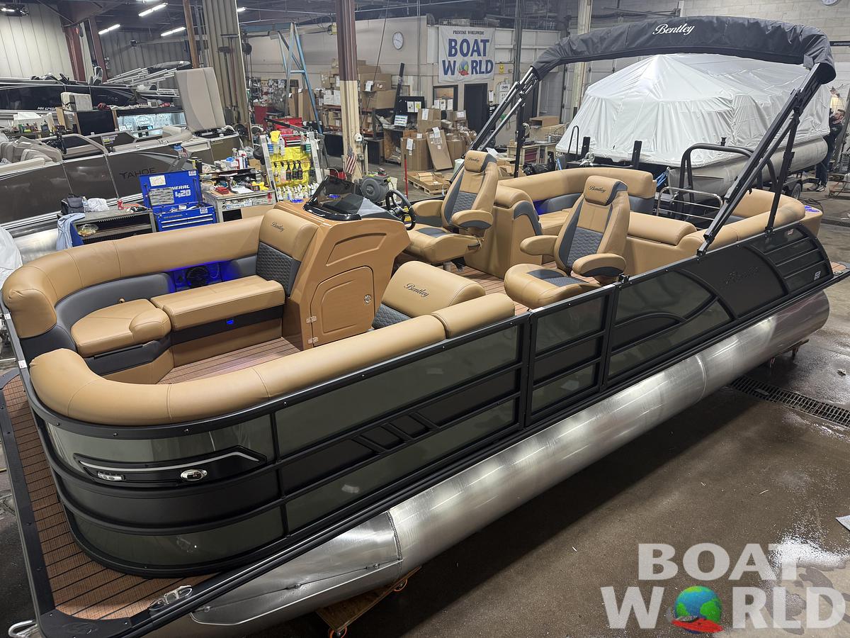 2026 Bentley Pontoons Elite 223 Admiral Quad Lounge Tritoon