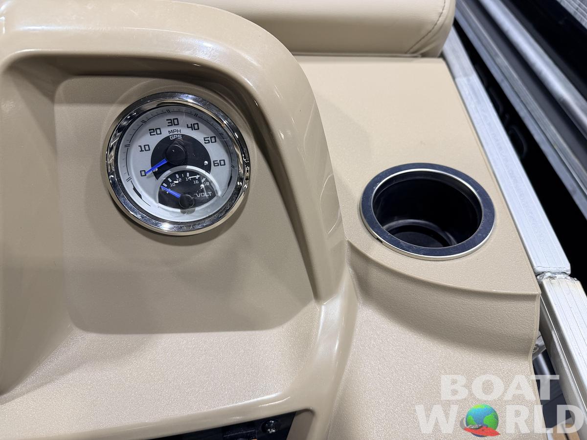 Used 2022 Starcraft LX 20 Fish & Cruise Pontoon