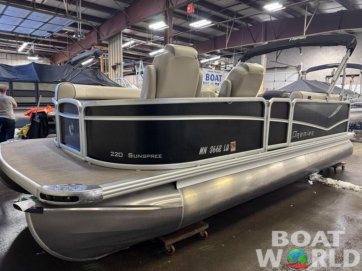 Used 2018 Premier SunSpree 220 DL Pontoon