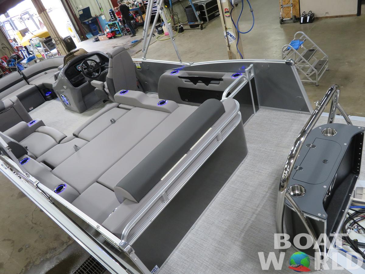 2024 Tahoe Pontoons Cascade 2385 VRL Swingback & Honda 140HP 4-Stroke EFI