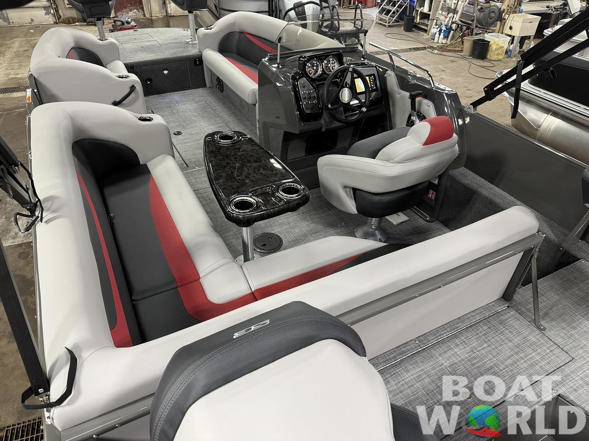 2024 Princecraft Ventura 224 Deckboat 