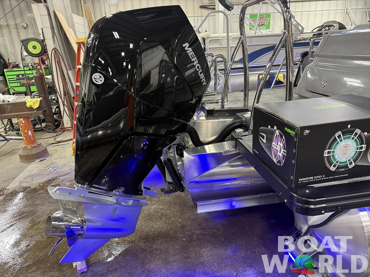 2026 Tahoe Pontoons Grand Tahoe 2585 Elite Windshield Tritoon & Mercury 400HP V10