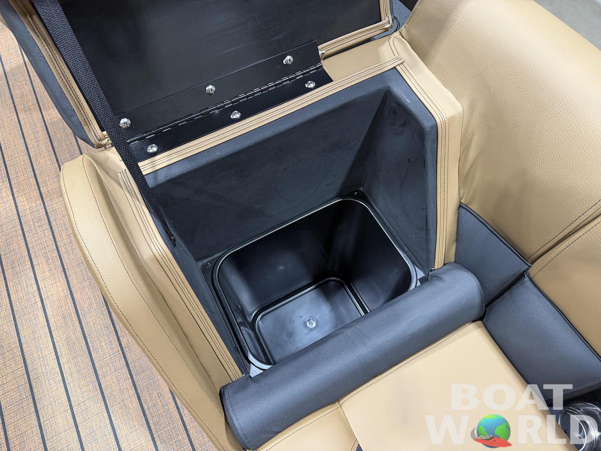 2027 Bentley Legacy 220 Navigator Quad Lounge Pontoon $43995