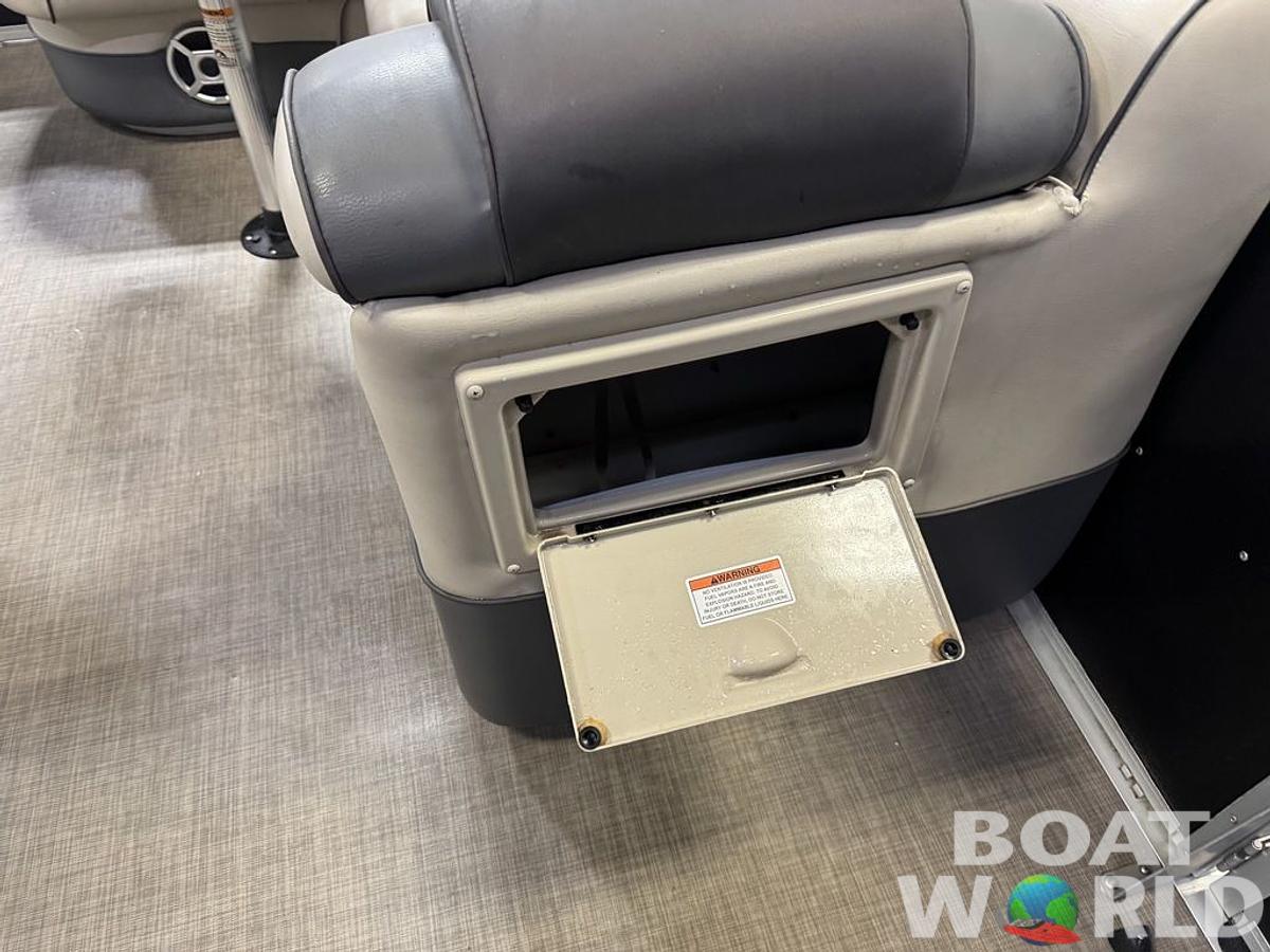 Used 2018 Premier SunSpree 220 DL Pontoon