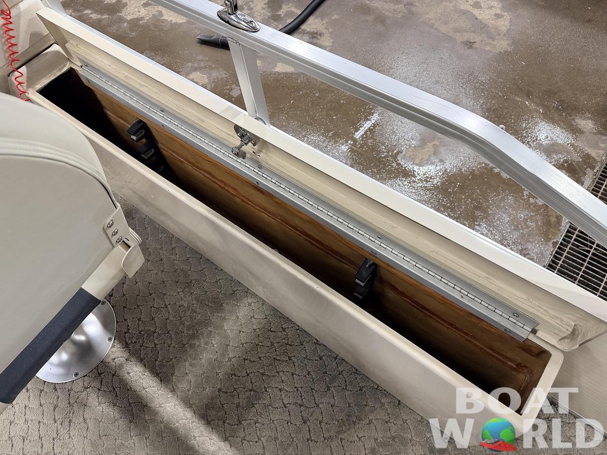 Used 2009 Weeres Fisherman 200 DLX & 80HP Suzuki 4Stroke $13,995