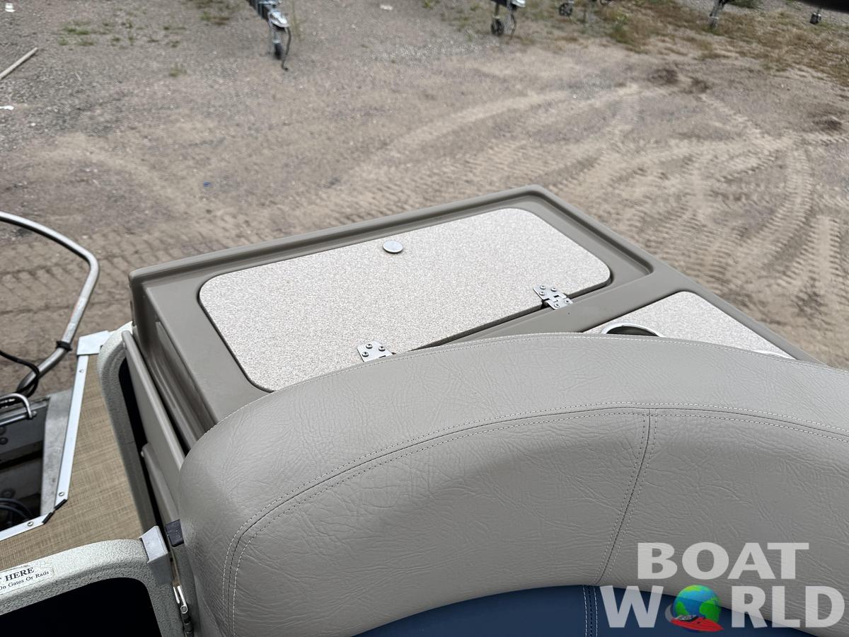 Used 2013 Premier 250 Intrigue Pontoon with 140HP Suzuki Fourstroke EFI