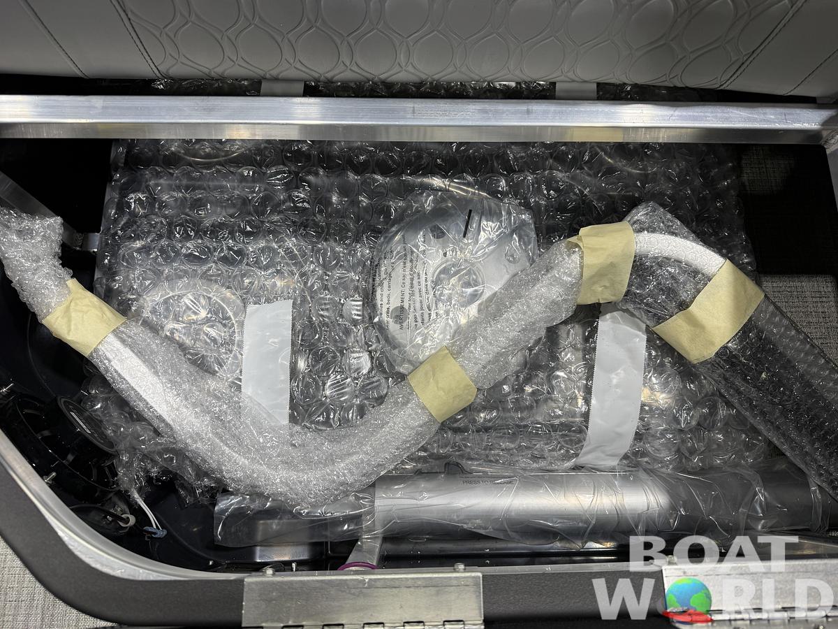 2026 Tahoe Pontoons LTZ 2185 Cruise Pontoon 