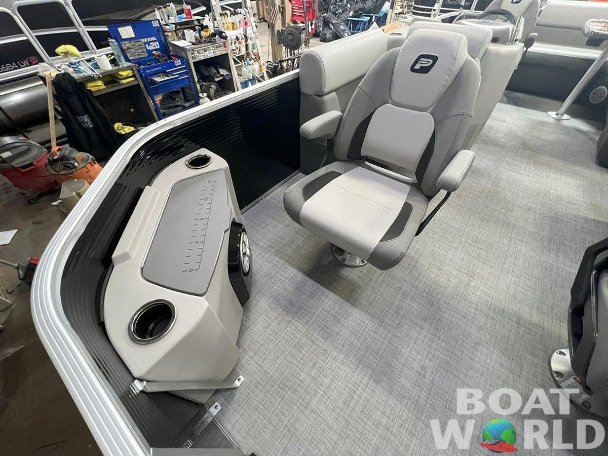 2025 Princecraft 21 Sportfisher 2-S Pontoon & Mercury 4-Stroke EFI