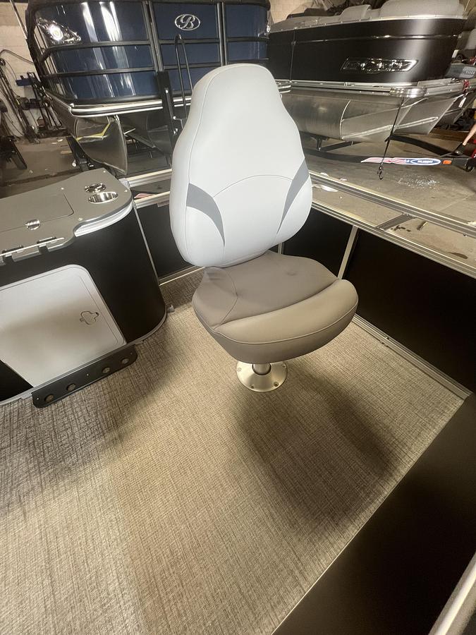 Used 2026 Tahoe Pontoons Sport 2385 Rear Fish & Honda 4-Stroke EFI