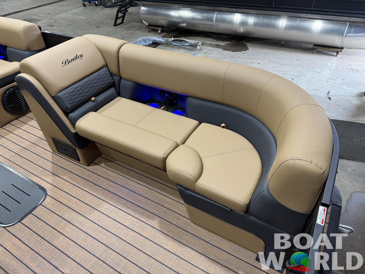2027 Bentley Elite 223 Lounge Swingback Tritoon $66,995