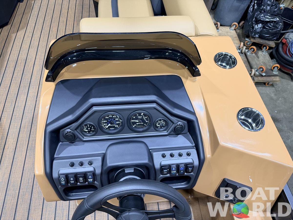 2026 Bentley Legacy 220 Swingback Pontoon $38995