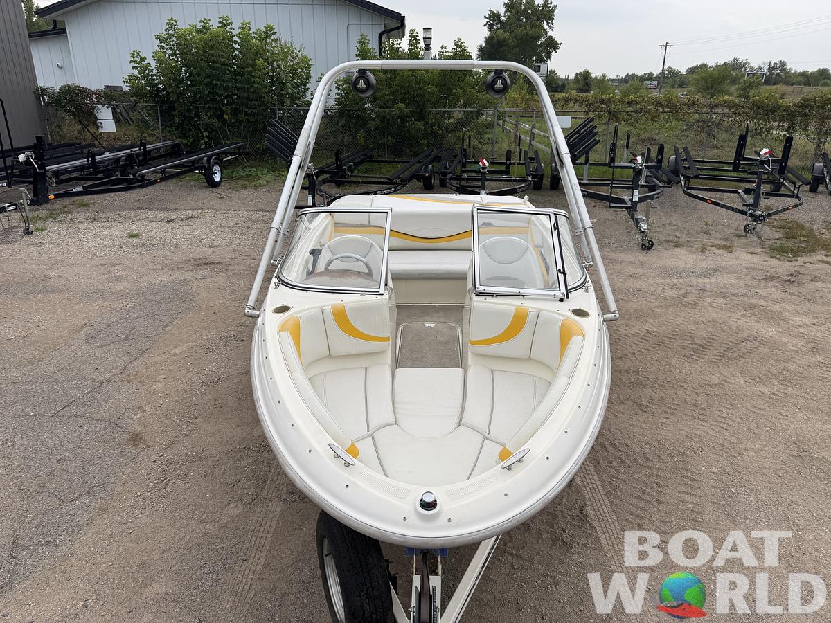 Used 2004 Maxum 1800 SR3 Runabout