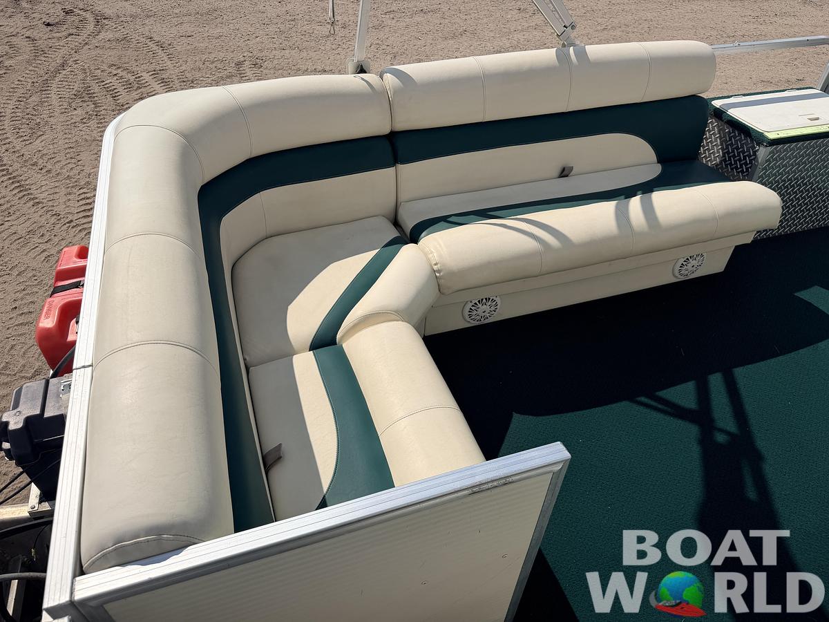 Used 2003 Odyssey 1903 Fish & Cruise & 40HP Johnson 4Stroke -$10,995