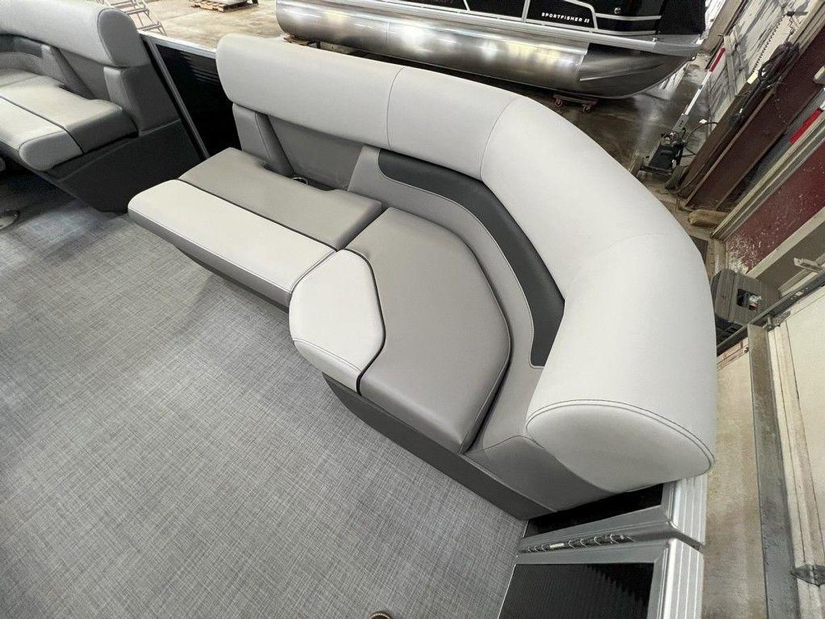 2025 Princecraft 21 Sportfisher 2RS Pontoon & Mercury 4-Stroke EFI