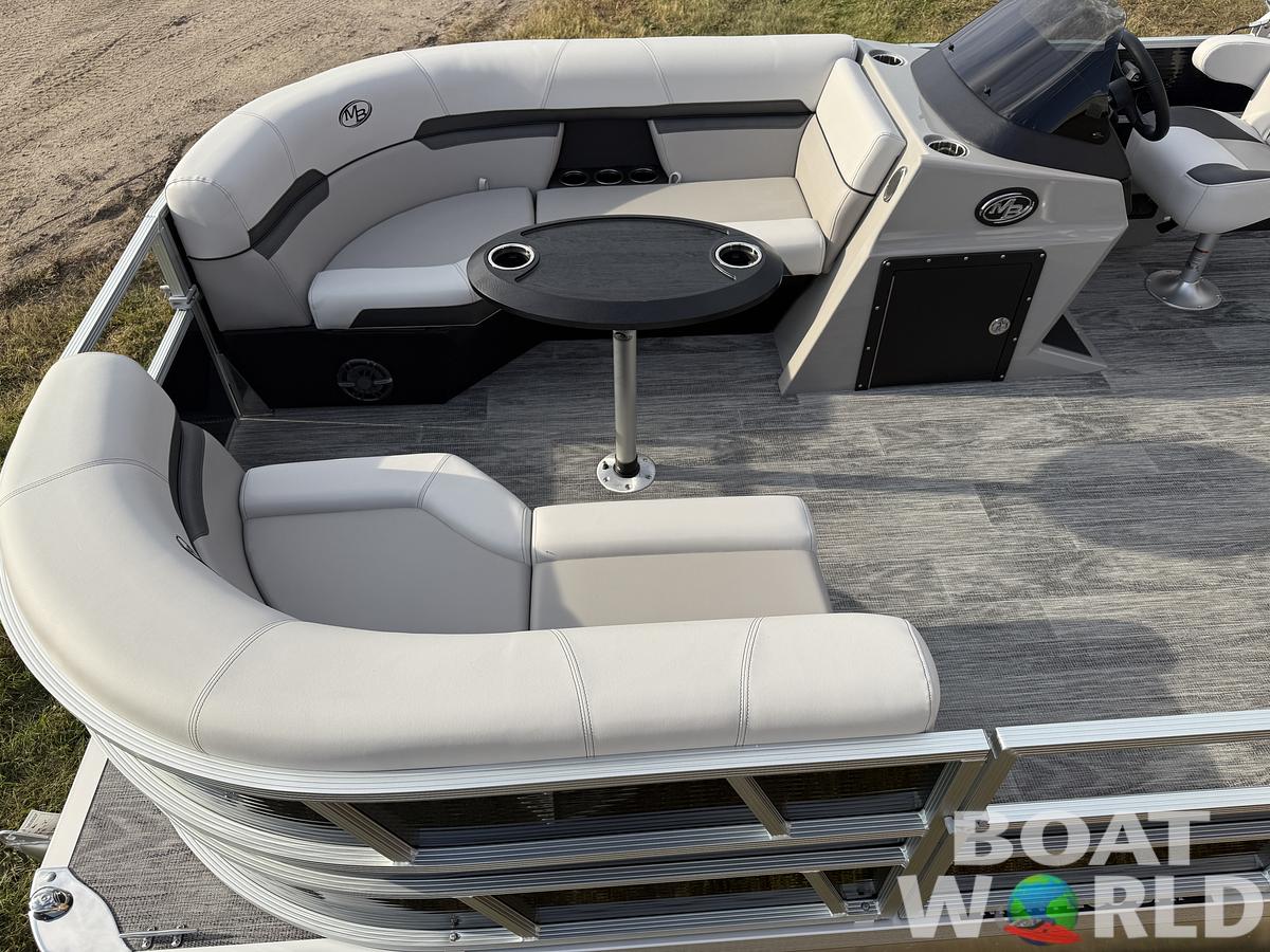 2026 Montego Bay 8522 Swingback Deluxe Pontoon
