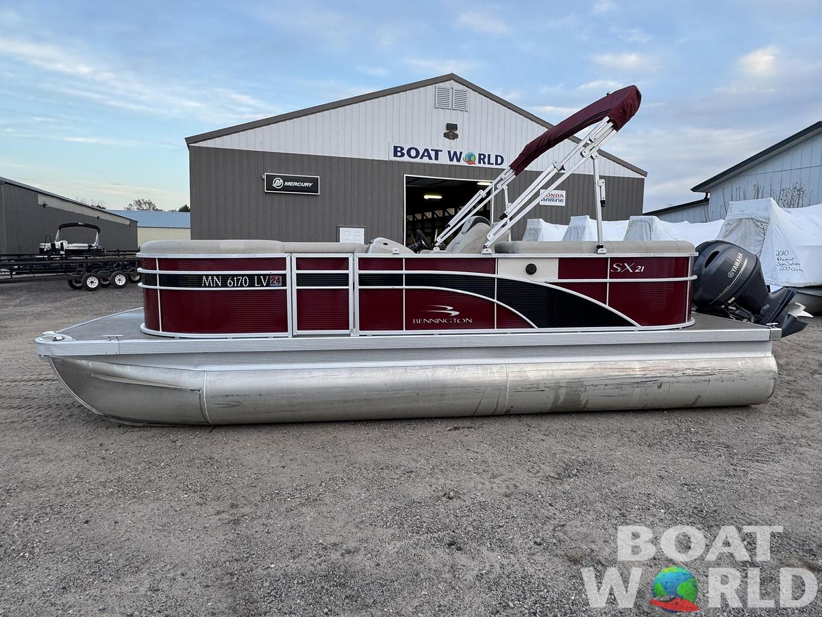 Used 2019 Bennington 21 SX Pontoon
