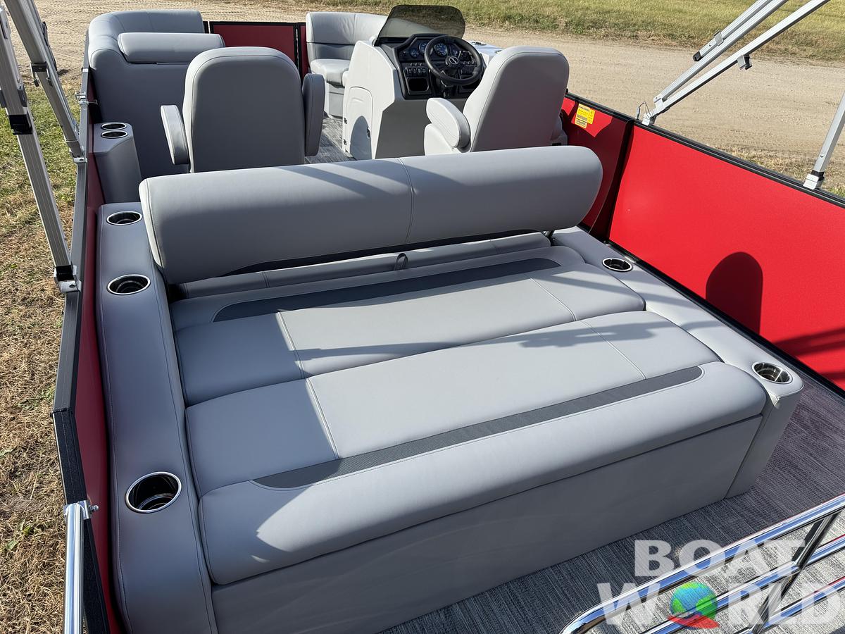 2026 Bentley Pontoons Legacy 200 Swingback